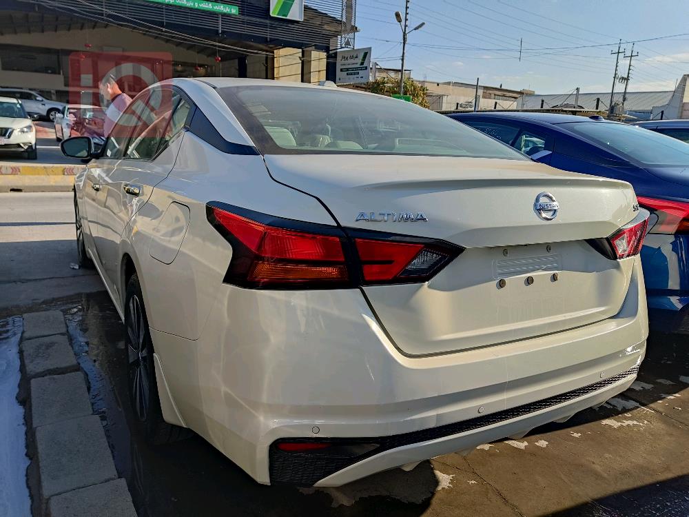 Nissan Altima